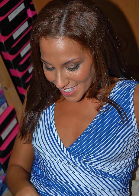 Rangy american milf Adriana Deville in nice skirt having sex 