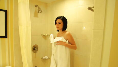 Lovely american babe Veruca James exposing big boobs and cute pussy in shower